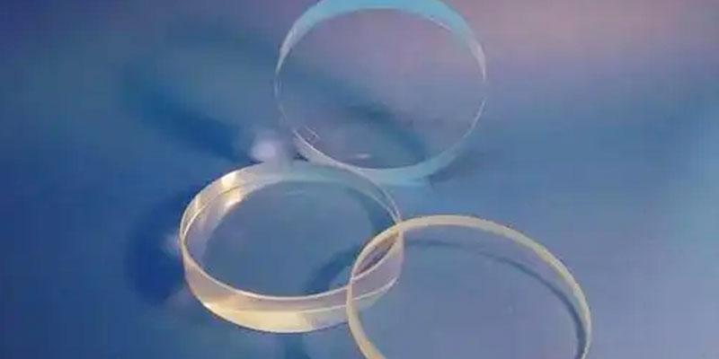 optical achromatic lens