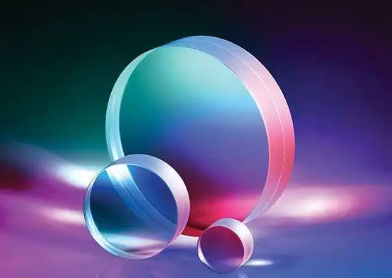UVlack:The Mystery Of Ultraviolet Achromatic Lenses